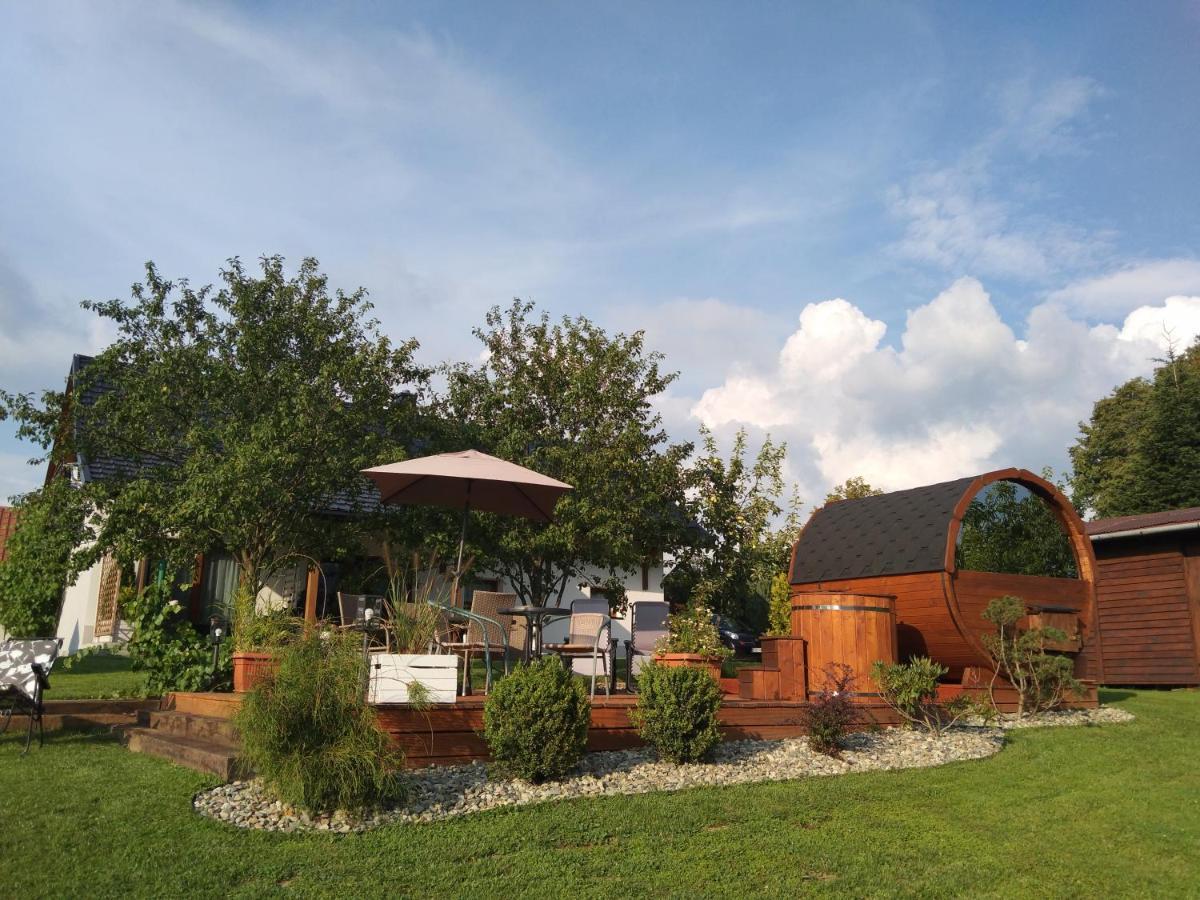Apartamenty Rownia 2 Ustrzyki Dolne Exterior photo